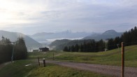 Archived image Webcam Unken: Heutal Mountain 05:00