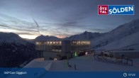 Archiv Foto Webcam Giggijoch Bergstation 06:00