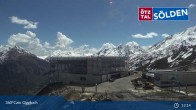 Archiv Foto Webcam Giggijoch Bergstation 12:00