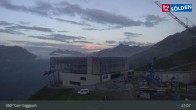 Archiv Foto Webcam Giggijoch Bergstation 02:00