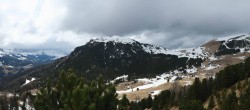 Archived image Webcam Panorama view Col Raiser 13:00