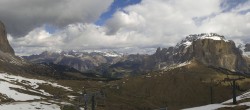 Archiv Foto Webcam Col Rodella Fassatal 11:00