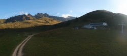 Archiv Foto Webcam Goldknopf auf der Seiser Alm 17:00