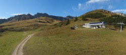 Archiv Foto Webcam Goldknopf auf der Seiser Alm 04:00