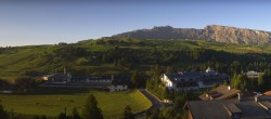 Archived image Webcam Panoramic View Compatsch 06:00