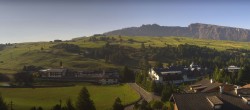 Archiv Foto Webcam Panoramablick Compatsch Seiser Alm 08:00