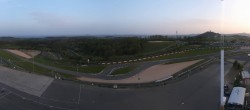 Archived image Webcam Nürburgring: Start/Finish line Grand Prix track 05:00