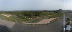Archived image Webcam Nürburgring: Start/Finish line Grand Prix track 07:00