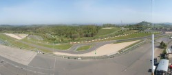 Archived image Webcam Nürburgring: Start/Finish line Grand Prix track 09:00