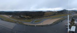 Archived image Webcam Nürburgring: Start/Finish line Grand Prix track 11:00