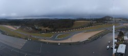 Archived image Webcam Nürburgring: Start/Finish line Grand Prix track 15:00