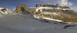 Archived image Webcam Fassa Valley Panorama, Pordoi Pass 09:00