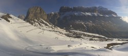 Archived image Webcam Fassa Valley Panorama, Pordoi Pass 06:00