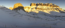 Archived image Webcam Fassa Valley Panorama, Pordoi Pass 07:00