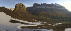 Archiv Foto Webcam Fassatal Panorama - Pordoi Pass 05:00