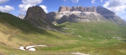 Archiv Foto Webcam Fassatal Panorama - Pordoi Pass 09:00