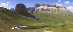 Archiv Foto Webcam Fassatal Panorama - Pordoi Pass 15:00