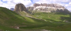 Archiv Foto Webcam Fassatal Panorama - Pordoi Pass 13:00