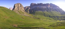 Archiv Foto Webcam Fassatal Panorama - Pordoi Pass 06:00