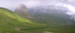 Archiv Foto Webcam Fassatal Panorama - Pordoi Pass 07:00