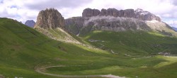 Archiv Foto Webcam Fassatal Panorama - Pordoi Pass 13:00