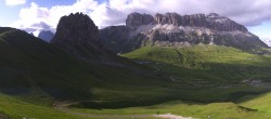 Archiv Foto Webcam Fassatal Panorama - Pordoi Pass 17:00