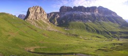 Archiv Foto Webcam Fassatal Panorama - Pordoi Pass 06:00