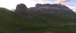 Archiv Foto Webcam Fassatal Panorama - Pordoi Pass 19:00