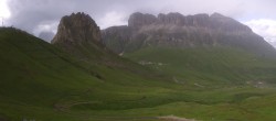 Archiv Foto Webcam Fassatal Panorama - Pordoi Pass 15:00