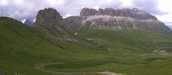 Archiv Foto Webcam Fassatal Panorama - Pordoi Pass 17:00