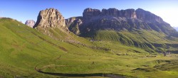 Archiv Foto Webcam Fassatal Panorama - Pordoi Pass 06:00