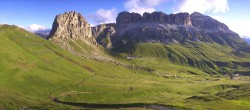 Archiv Foto Webcam Fassatal Panorama - Pordoi Pass 06:00