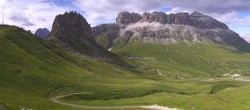 Archiv Foto Webcam Fassatal Panorama - Pordoi Pass 15:00