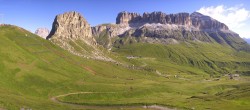Archiv Foto Webcam Fassatal Panorama - Pordoi Pass 07:00