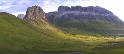 Archiv Foto Webcam Fassatal Panorama - Pordoi Pass 05:00