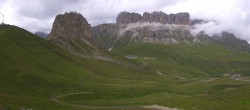 Archiv Foto Webcam Fassatal Panorama - Pordoi Pass 15:00