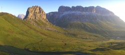 Archiv Foto Webcam Fassatal Panorama - Pordoi Pass 05:00