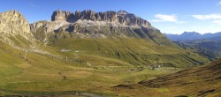 Archived image Webcam Fassa Valley Panorama, Pordoi Pass 05:00
