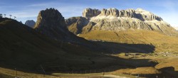 Archiv Foto Webcam Fassatal Panorama - Pordoi Pass 15:00