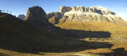 Archiv Foto Webcam Fassatal Panorama - Pordoi Pass 15:00