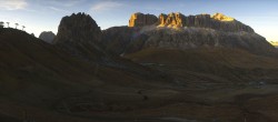 Archiv Foto Webcam Fassatal Panorama - Pordoi Pass 17:00