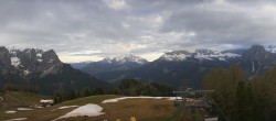 Archived image Webcam Dolomites Panorama - Pozza di Fassa 06:00