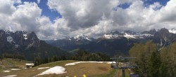 Archived image Webcam Dolomites Panorama - Pozza di Fassa 11:00