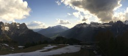 Archiv Foto Webcam Panorama Pozza di Fassa - Buffaure 17:00