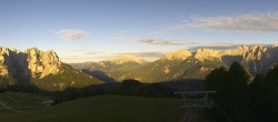 Archiv Foto Webcam Panorama Pozza di Fassa - Buffaure 05:00