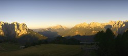 Archived image Webcam Dolomites Panorama - Pozza di Fassa 06:00