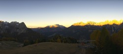 Archived image Webcam Dolomites Panorama - Pozza di Fassa 06:00