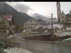 Archiv Foto Webcam Holzgau: Kirche 11:00