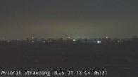 Archiv Foto Webcam Flugplatz Straubing 03:00