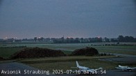 Archiv Foto Webcam Flugplatz Straubing 03:00
